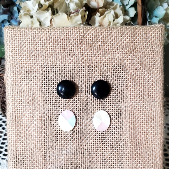 BOGO SALE Set of 2 Retro 80s earrings - Picture 2 of 3